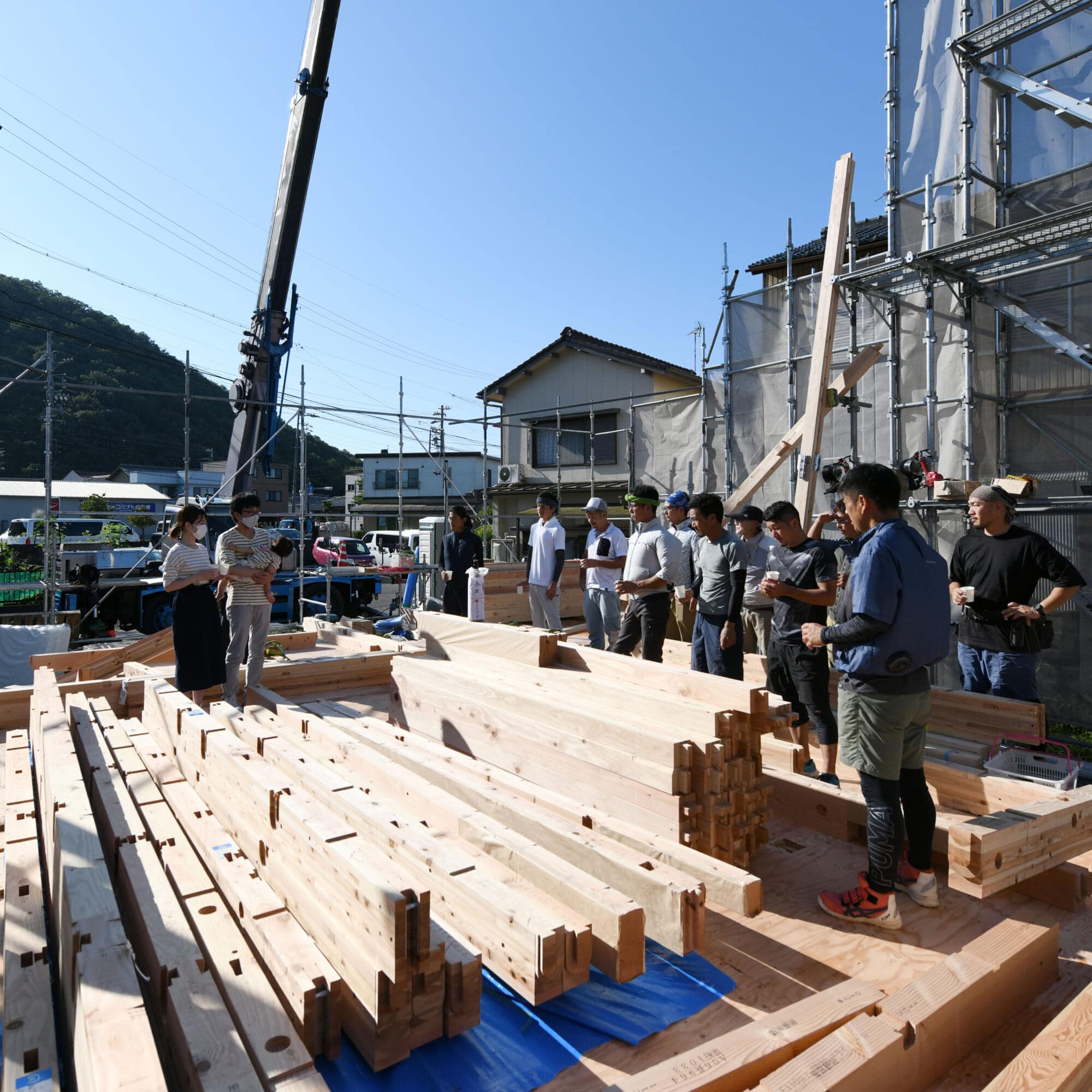 建て方　挨拶